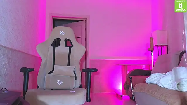 Katy perry  online show from 12.04.25