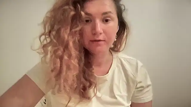 Foxy and classy online show from 04.27.26