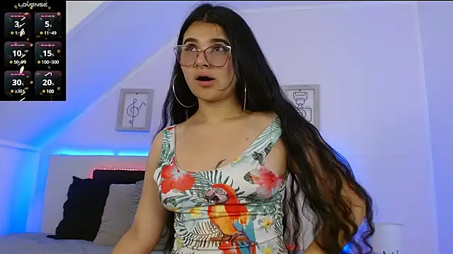 Tifanny grey online show from 01.04.25