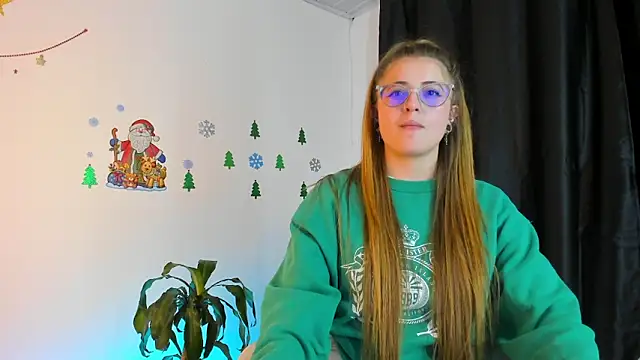 Snapshot of tekila__ chatting on 12.11.24 tekila online show from 12.11.24