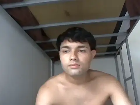 Snapshot of Apaixonado_ks chatting on 12.17.25 Apaixonado ks online show from 12.17.25