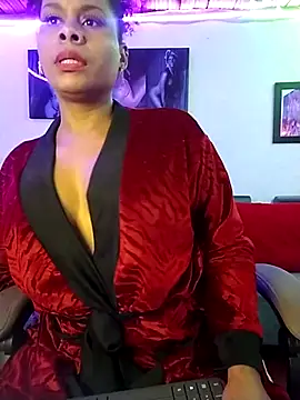 Snapshot of Camille_rose_ chatting on 12.01.24 Camille rose online show from 12.01.24