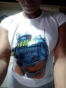 Snapshot of Camille_rose_ chatting on 11.05.25 Camille rose online show from 11.05.25