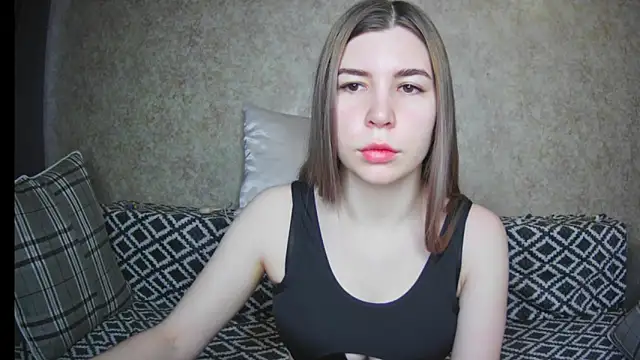 ElllaNuar online show from 12.20.24