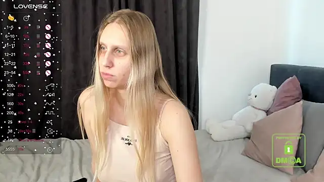 miissblonde online show from 03.13.25