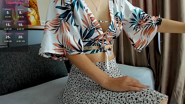 miissblonde online show from 10.01.25