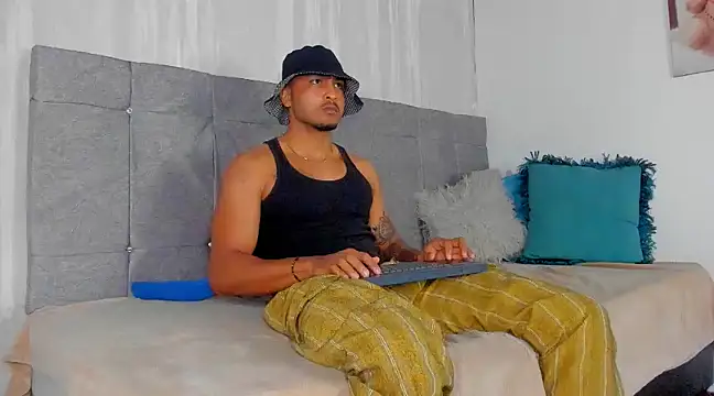 Mateo Reales online show from 01.20.25