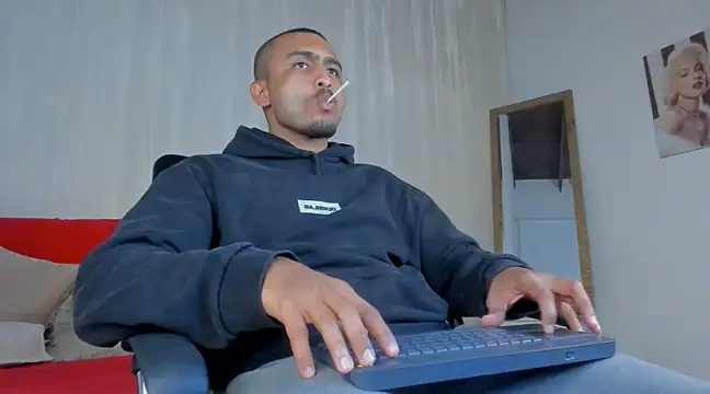 Snapshot of Mateo_Reales chatting on 02.06.25 Mateo Reales online show from 02.06.25