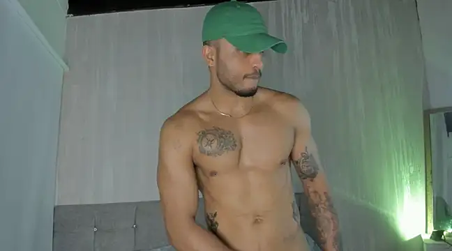 Snapshot of Mateo_Reales chatting on 03.19.25 Mateo Reales online show from 03.19.25