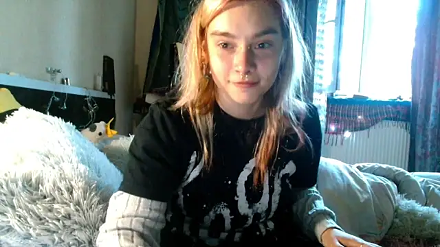 Sophie Bell online show from 05.07.26