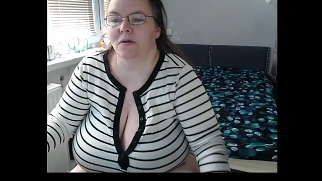 Sweetboobs online show from 05.03.26