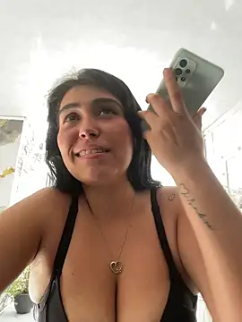 emma  cute   online show from 12.13.25