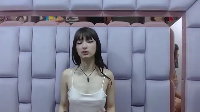 Aurora 18 online show from 02.01.25