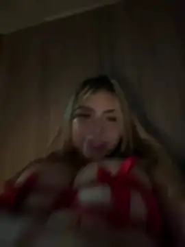 MiaWhitePink  online show from 03.27.26