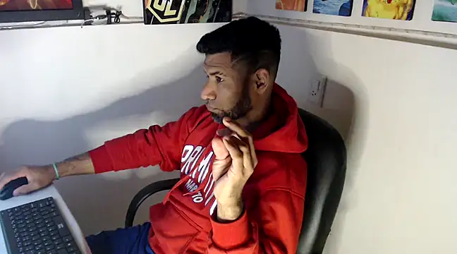 Snapshot of Enriblack92 chatting on 12.04.24 Enriblack92 online show from 12.04.24