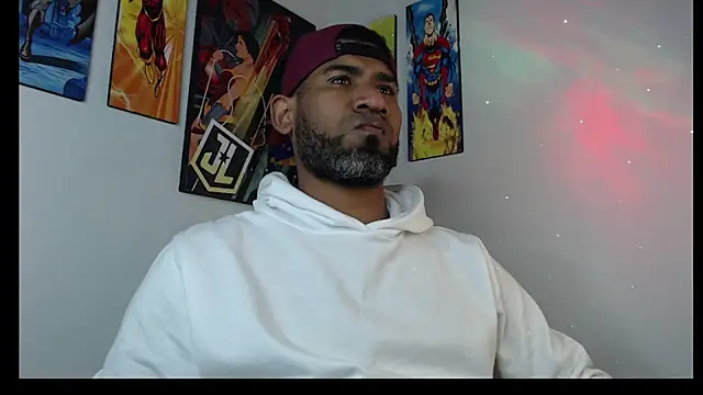 Snapshot of Enriblack92 chatting on 02.08.25 Enriblack92 online show from 02.08.25