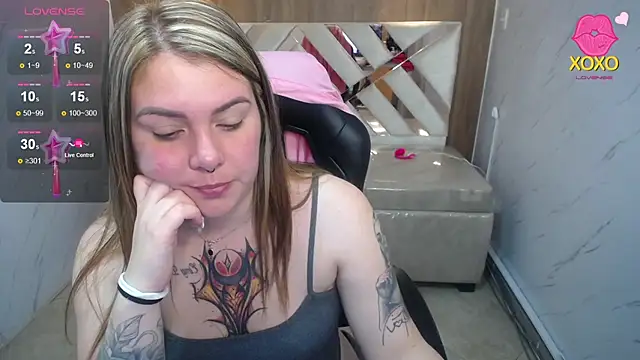 Snapshot of Paula_b_ chatting on 03.14.26 Paula b online show from 03.14.26