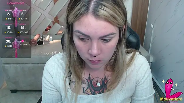 Snapshot of Paula_b_ chatting on 06.22.26 Paula b online show from 06.22.26