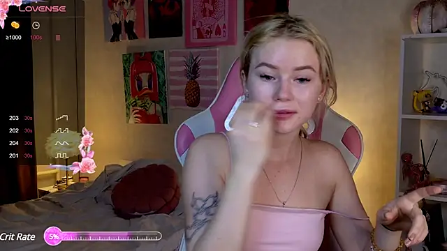 LexieLoree online show from 01.08.25