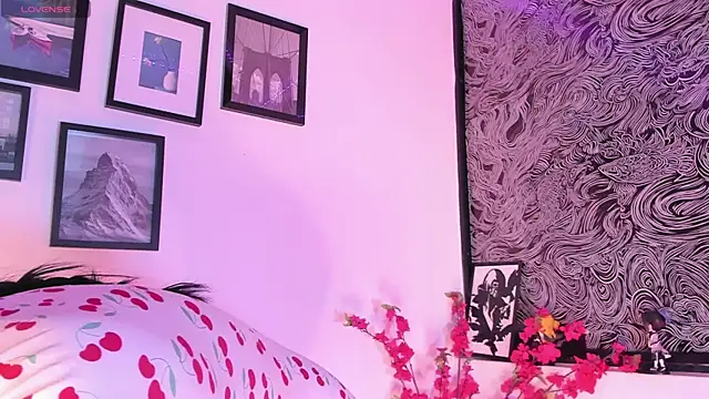 Snapshot of Akari1_Mischief chatting on 06.19.26 Akari1 Mischief online show from 06.19.26