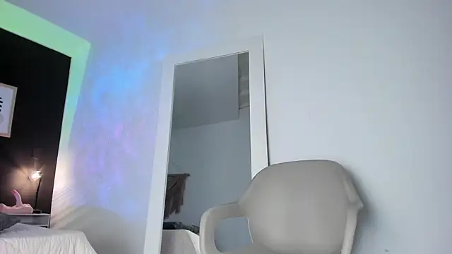 VioletPaket online show from 03.19.25