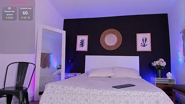 VioletPaket online show from 03.15.26