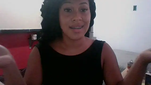 Snapshot of Kitra_New chatting on 12.22.25 Kitra New online show from 12.22.25