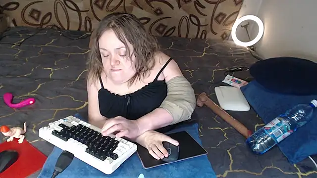 MiniNatalie online show from 02.21.25