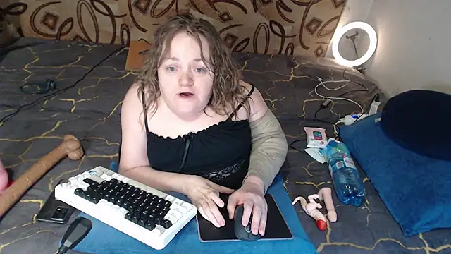 MiniNatalie online show from 02.22.25