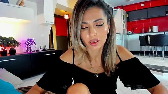 Snapshot of MissSmiley26 chatting on 02.06.25 MissSmiley26 online show from 02.06.25