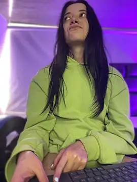 Isabella 21x online show from 07.06.26