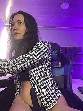 Isabella 21x online show from 08.01.26