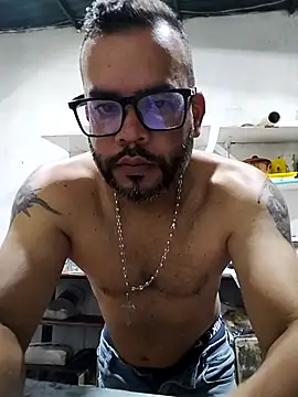 Snapshot of Daos69 chatting on 02.05.26 Daos69 online show from 02.05.26