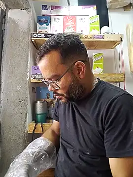 Snapshot of Daos69 chatting on 04.02.26 Daos69 online show from 04.02.26