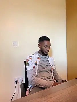 Snapshot of Dawi3 chatting on 11.06.25 Dawi3 online show from 11.06.25