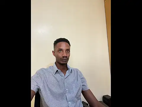 Snapshot of Dawi3 chatting on 12.02.25 Dawi3 online show from 12.02.25