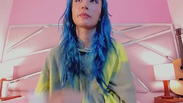 Snapshot of Lunapage chatting on 02.27.25 Lunapage online show from 02.27.25