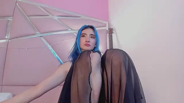 Snapshot of Lunapage chatting on 03.06.25 Lunapage online show from 03.06.25