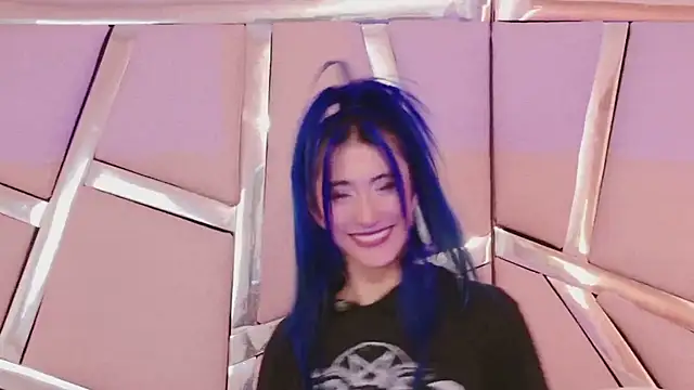 Snapshot of Lunapage chatting on 09.12.25 Lunapage online show from 09.12.25