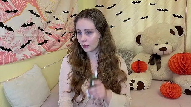 Sellya Houston online show from 10.15.25