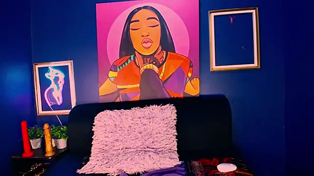 Snapshot of MsTashaxxx chatting on 12.05.24 MsTashaxxx online show from 12.05.24