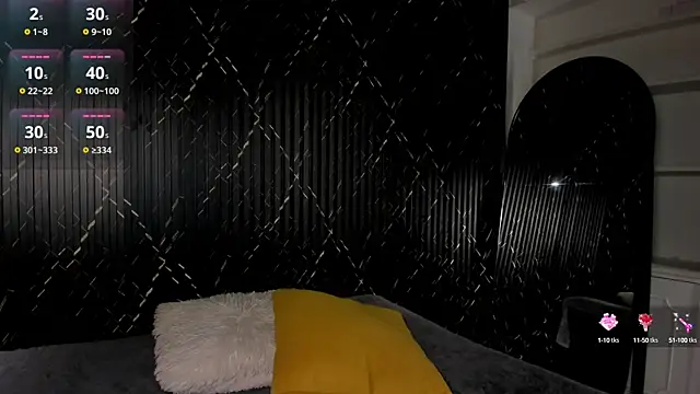 Snapshot of _noahjones chatting on 12.10.24 noahjones online show from 12.10.24