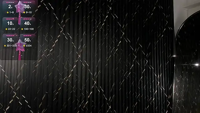 Snapshot of _noahjones chatting on 12.12.24 noahjones online show from 12.12.24