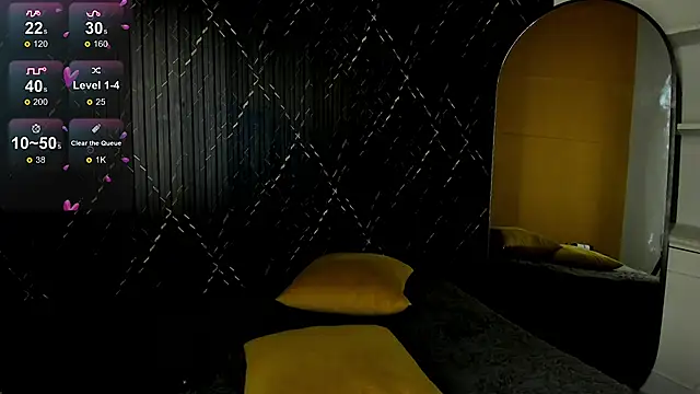 Snapshot of _noahjones chatting on 02.25.25 noahjones online show from 02.25.25