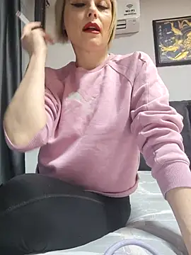 Snapshot of MySweetcum69 chatting on 02.12.26 MySweetcum69 online show from 02.12.26