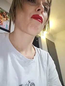 Snapshot of MySweetcum69 chatting on 02.13.26 MySweetcum69 online show from 02.13.26