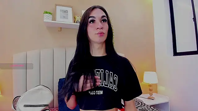 Mia thompson 19 online show from 06.27.26