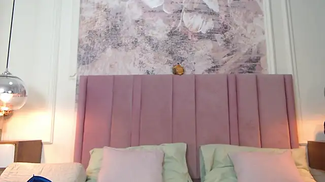 SabrinaDevill online show from 06.03.26