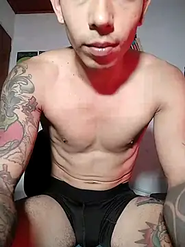 Snapshot of chero_95 chatting on 10.29.25 chero 95 online show from 10.29.25