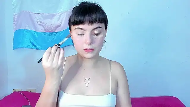 Snapshot of elizabethtaylorxxx chatting on 01.17.26 elizabethtaylorxxx online show from 01.17.26